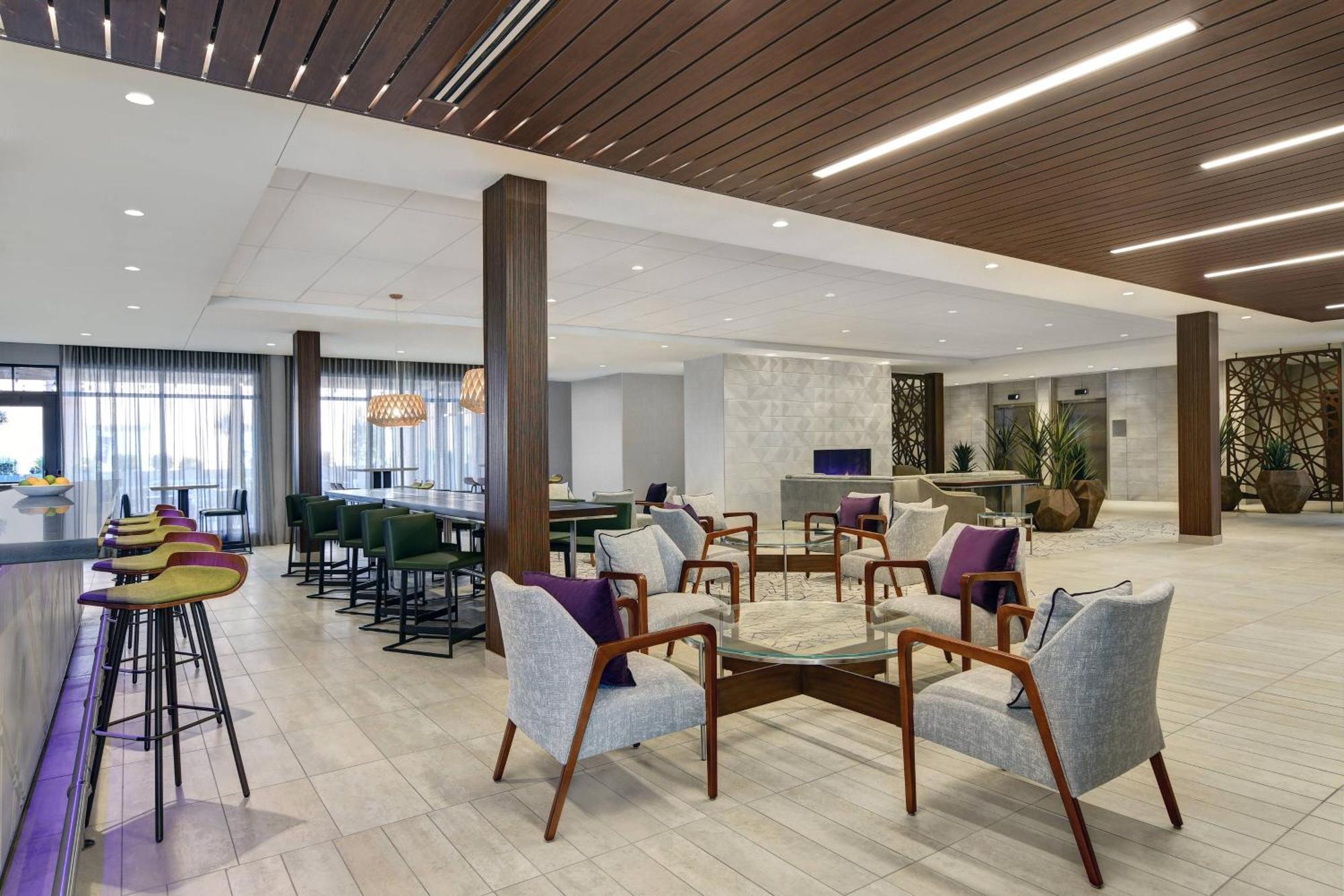 Courtyard By Marriott Manhattan Aggieville Zewnętrze zdjęcie