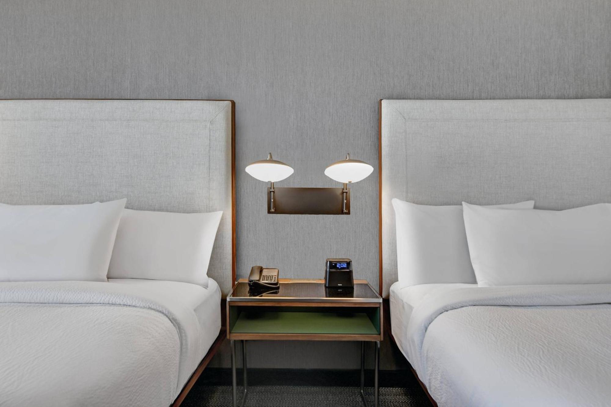 Courtyard By Marriott Manhattan Aggieville Zewnętrze zdjęcie